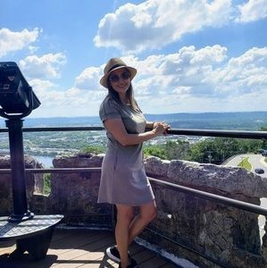 Meet your Posher, Jenny